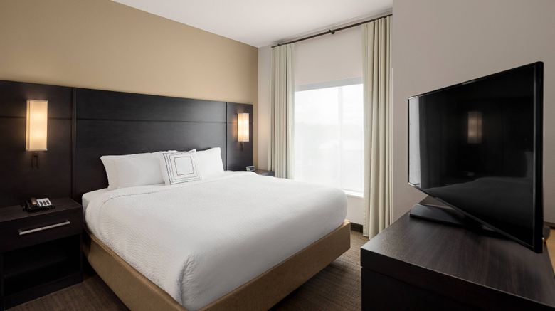 <b>Residence Inn Portland Vancouver Suite</b>. Images powered by <a href="https://www.leonardoworldwide.com/" title="Leonardo Worldwide" target="_blank">Leonardo</a>.