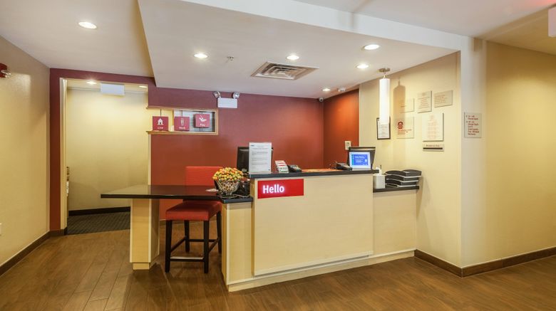 TownePlace Suites Butler Blvd Lobby. Images powered by <a href="https://www.leonardoworldwide.com" target="_blank" rel="noopener">Leonardo</a>.
