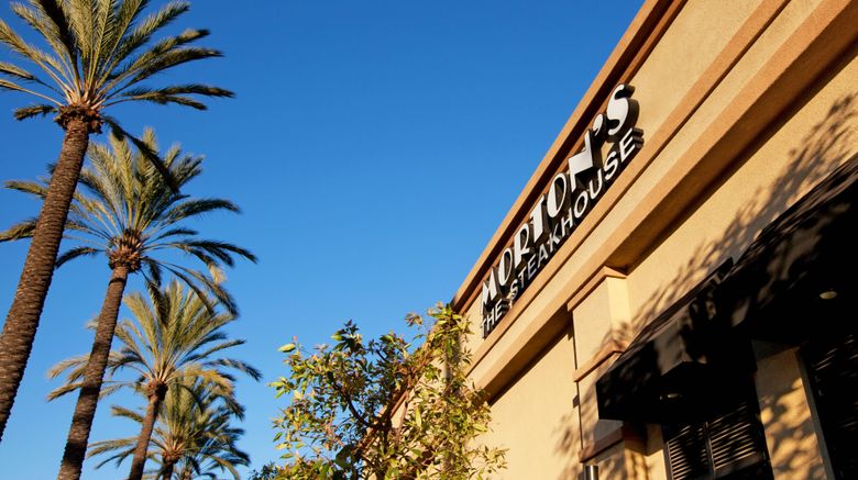 <b>Sheraton Park Hotel at Anaheim Resort Restaurant</b>. Images powered by <a href="https://www.leonardoworldwide.com/" title="Leonardo Worldwide" target="_blank">Leonardo</a>.