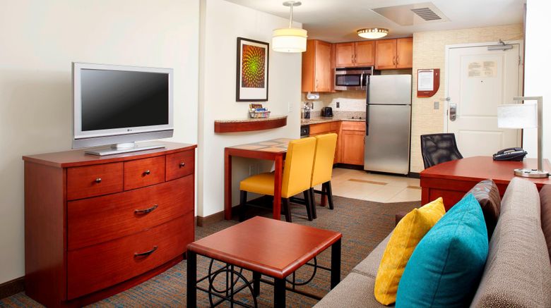 <b>Residence Inn Columbus Downtown Room</b>. Images powered by <a href="https://www.leonardoworldwide.com/" title="Leonardo Worldwide" target="_blank">Leonardo</a>.