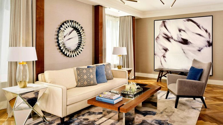 <b>The Ritz-Carlton, Berlin Room</b>. Images powered by <a href="https://www.leonardoworldwide.com/" title="Leonardo Worldwide" target="_blank">Leonardo</a>.