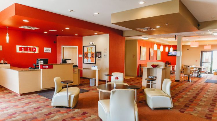 TownePlace Suites Aberdeen Lobby