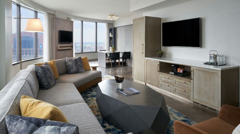 <b>The Westin Indianapolis Suite</b>. Images powered by <a href="https://www.leonardoworldwide.com/" title="Leonardo Worldwide" target="_blank">Leonardo</a>.