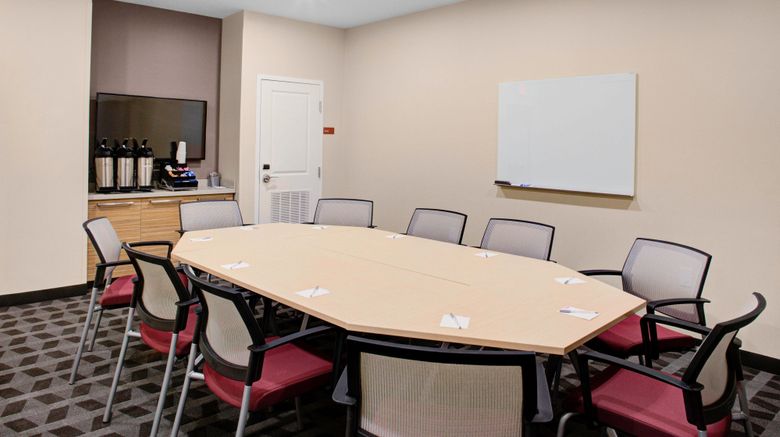 <b>TownePlace Suites Albany Meeting</b>. Images powered by <a href="https://www.leonardoworldwide.com/" title="Leonardo Worldwide" target="_blank">Leonardo</a>.
