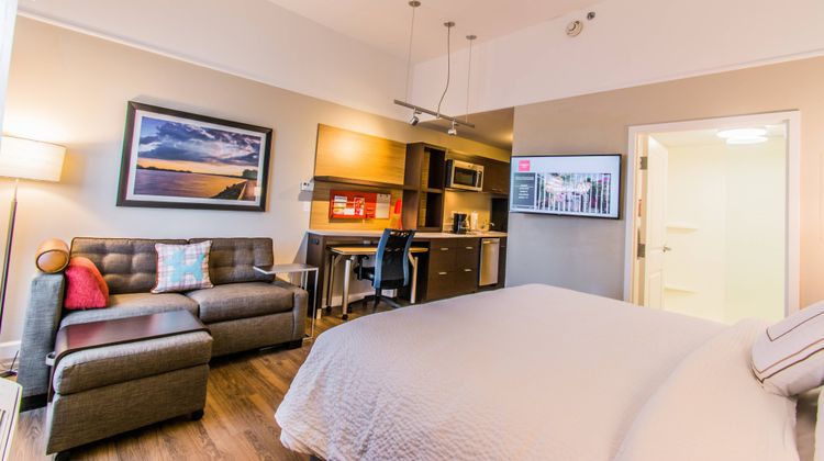TownePlace Suites Evansville Newburgh Suite