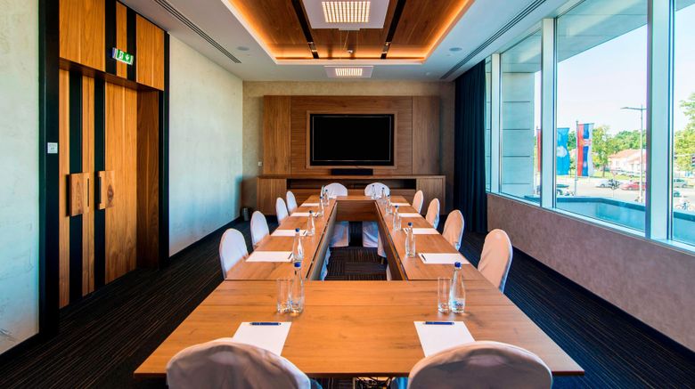 <b>Sheraton Novi Sad Meeting</b>. Images powered by <a href="https://www.leonardoworldwide.com/" title="Leonardo Worldwide" target="_blank">Leonardo</a>.