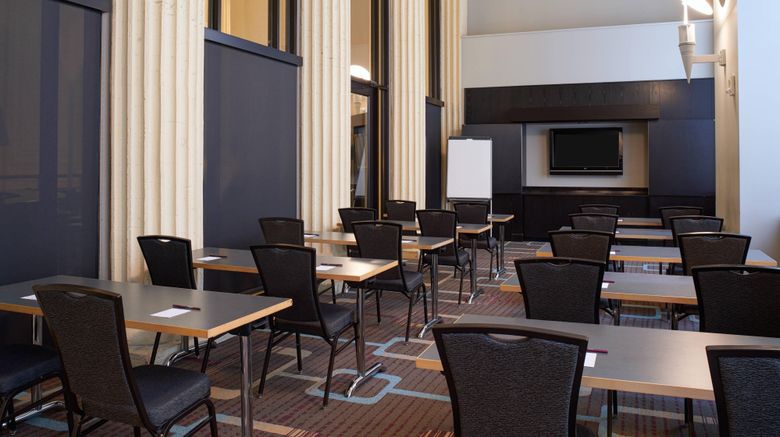 <b>Residence Inn Columbus Downtown Meeting</b>. Images powered by <a href="https://www.leonardoworldwide.com/" title="Leonardo Worldwide" target="_blank">Leonardo</a>.