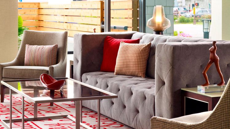 Residence Inn Columbus OSU Lobby