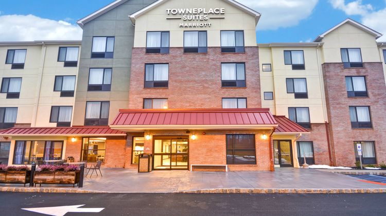 TownePlace Suites Dover Exterior