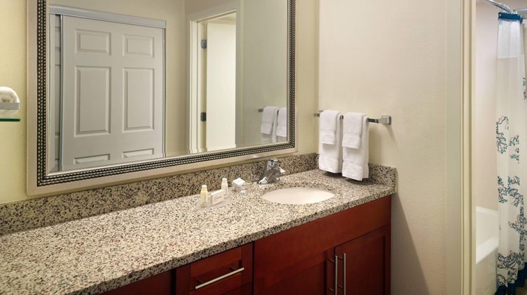 Residence Inn Atlanta Airport North Room