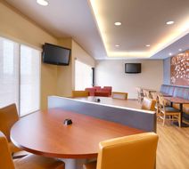 TownePlace Suites Elko Lobby