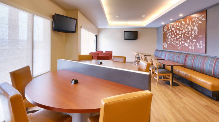 TownePlace Suites Elko Lobby