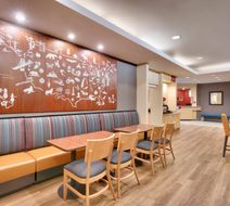 TownePlace Suites Elko Lobby