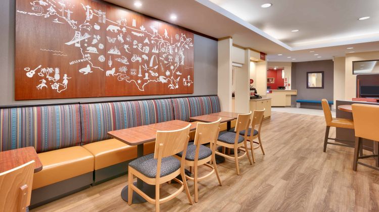 TownePlace Suites Elko Lobby