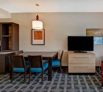 TownePlace Suites El Paso East Room