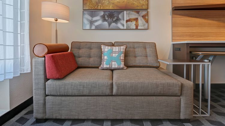 TownePlace Suites El Paso East Room