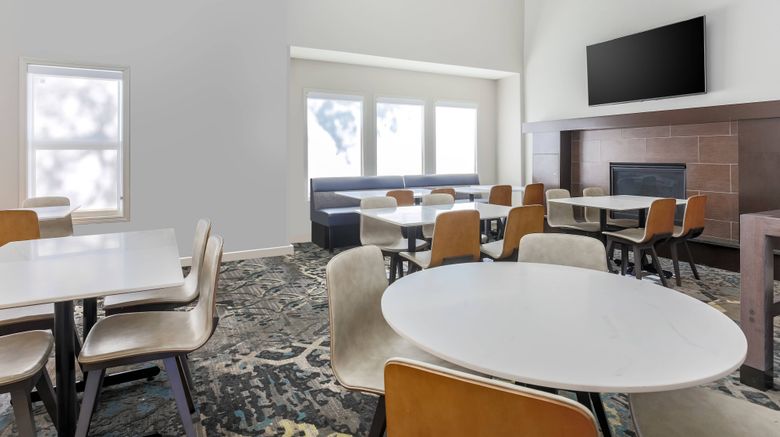 <b>Residence Inn Atlanta Cumberland/Galleri Lobby</b>. Images powered by <a href="https://www.leonardoworldwide.com/" title="Leonardo Worldwide" target="_blank">Leonardo</a>.