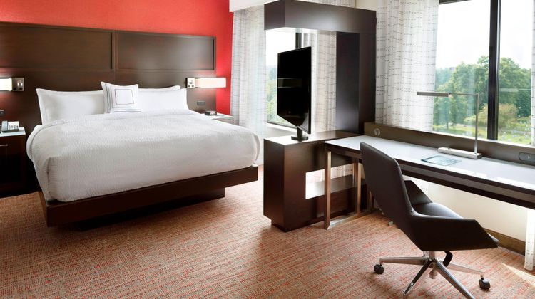 Residence Inn Columbus OSU Suite
