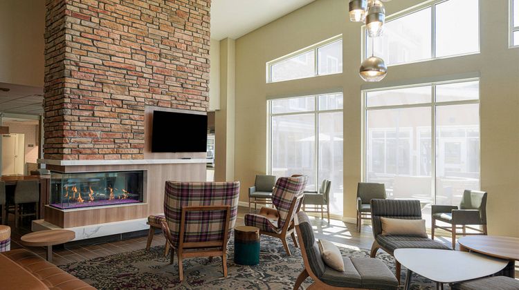 Residence Inn by Marriott First & Main Lobby
