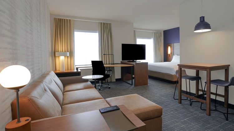 Residence Inn by Marriott First & Main Suite