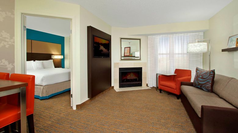 <b>Residence Inn Colorado Springs South Room</b>. Images powered by <a href="https://www.leonardoworldwide.com/" title="Leonardo Worldwide" target="_blank">Leonardo</a>.