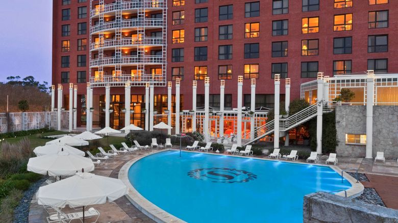 <b>Sheraton Mar del Plata Hotel Pool</b>. Images powered by <a href="https://www.leonardoworldwide.com/" title="Leonardo Worldwide" target="_blank">Leonardo</a>.