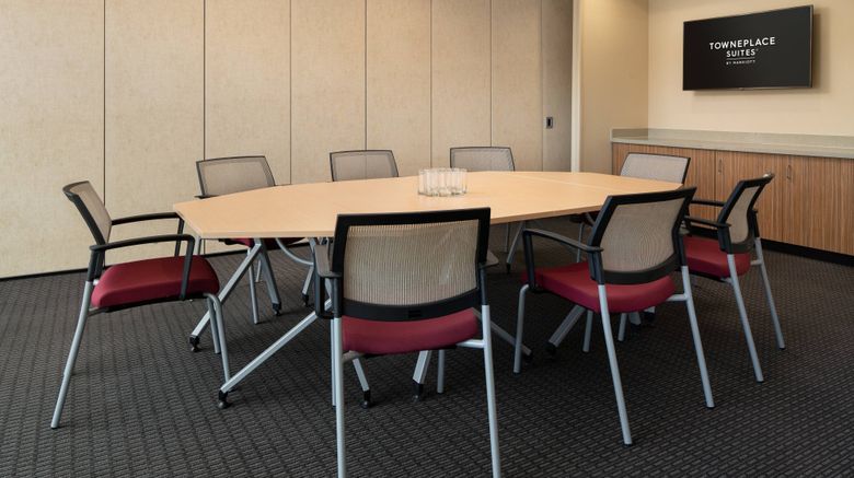 <b>TownePlace Suites Fresno Clovis Meeting</b>. Images powered by <a href="https://www.leonardoworldwide.com/" title="Leonardo Worldwide" target="_blank">Leonardo</a>.