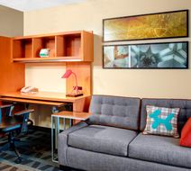 TownePlace Suites Fresno Room