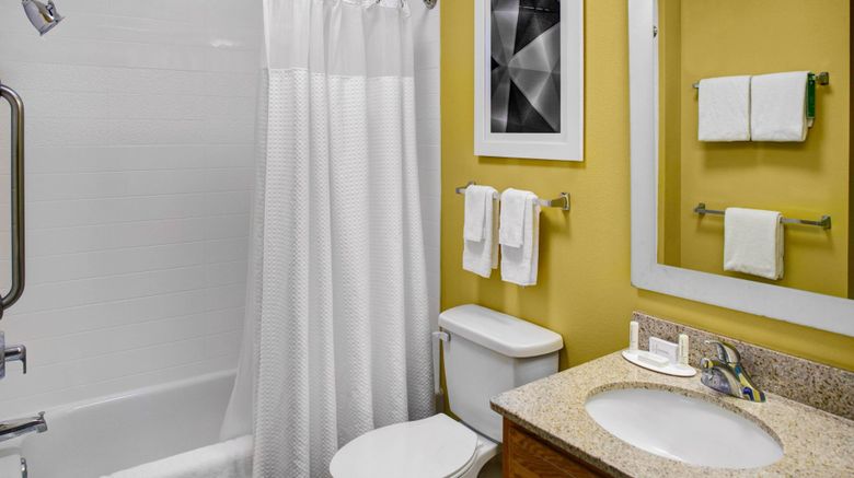 <b>TownePlace Suites Fresno Room</b>. Images powered by <a href="https://www.leonardoworldwide.com/" title="Leonardo Worldwide" target="_blank">Leonardo</a>.