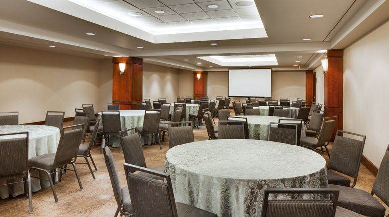 <b>The Westin Bonaventure Hotel & Suites Meeting</b>. Images powered by <a href="https://www.leonardoworldwide.com/" title="Leonardo Worldwide" target="_blank">Leonardo</a>.