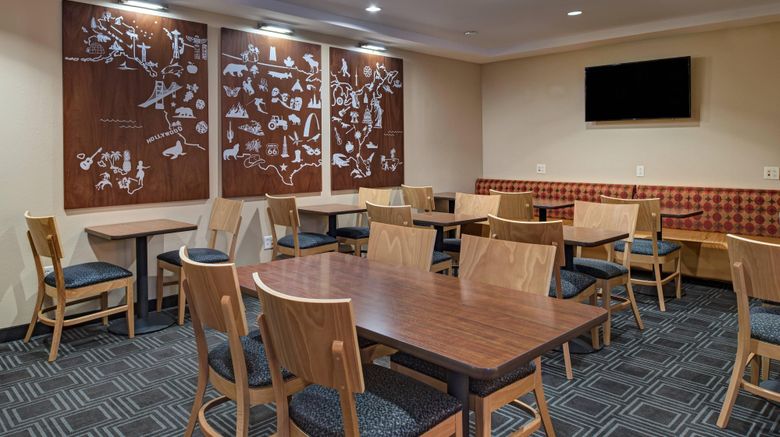 <b>TownePlace Suites Fayetteville Restaurant</b>. Images powered by <a href="https://www.leonardoworldwide.com/" title="Leonardo Worldwide" target="_blank">Leonardo</a>.