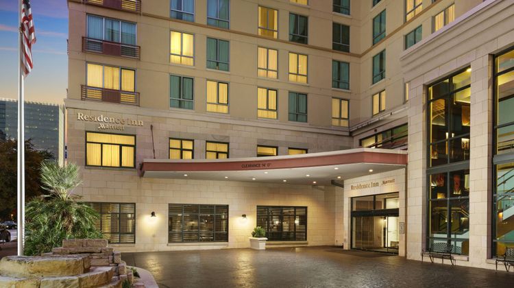 Residence Inn Downtown/Convention Ctr Exterior