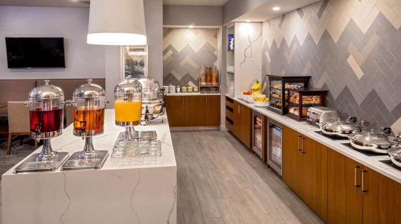 <b>Sheraton Music City Nashville Airport Restaurant</b>. Images powered by <a href="https://www.leonardoworldwide.com/" title="Leonardo Worldwide" target="_blank">Leonardo</a>.