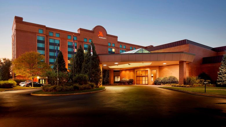 <b>Marriott Hartford/Windsor Airport Exterior</b>. Images powered by <a href="https://www.leonardoworldwide.com/" title="Leonardo Worldwide" target="_blank">Leonardo</a>.