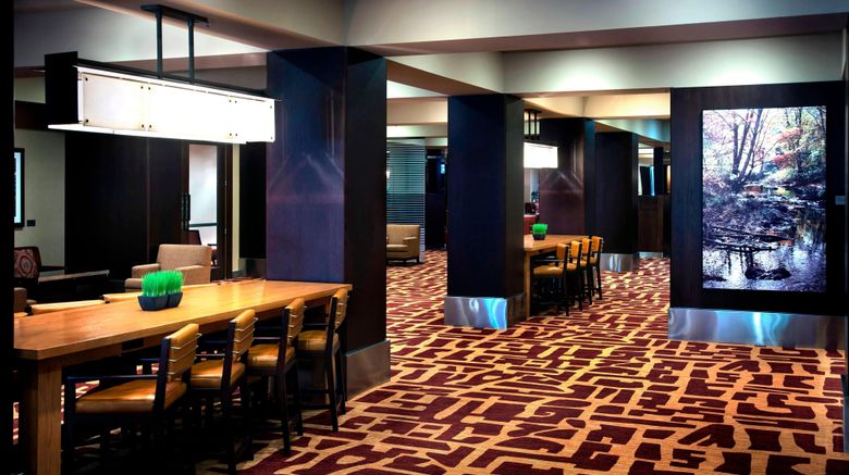 <b>Trumbull Marriott Shelton Lobby</b>. Images powered by <a href="https://www.leonardoworldwide.com/" title="Leonardo Worldwide" target="_blank">Leonardo</a>.