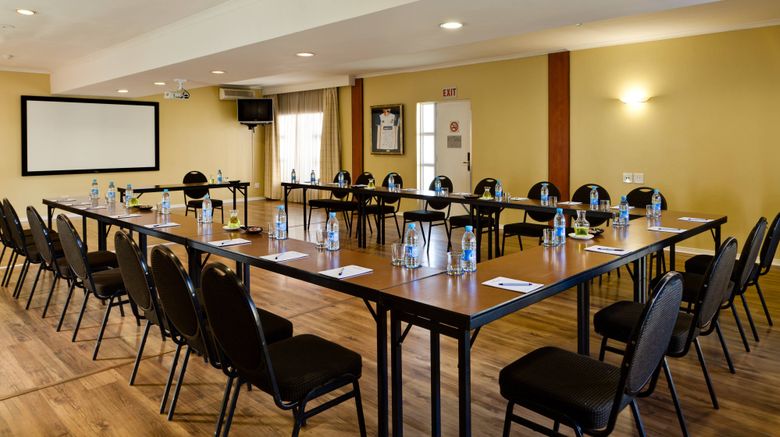<b>Protea Hotel Bloemfontein Meeting</b>. Images powered by <a href="https://www.leonardoworldwide.com/" title="Leonardo Worldwide" target="_blank">Leonardo</a>.