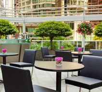 Vancouver Marriott Pinnacle Downtown Lobby