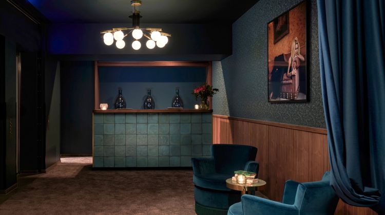 Gekko House, A Tribute Portfolio Hotel Lobby