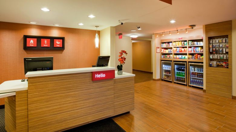 <b>TownePlace Suites Sioux Falls South Lobby</b>. Images powered by <a href="https://www.leonardoworldwide.com/" title="Leonardo Worldwide" target="_blank">Leonardo</a>.