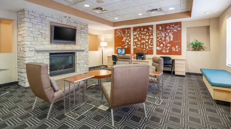 TownePlace Suites by Marriott Rochester Lobby