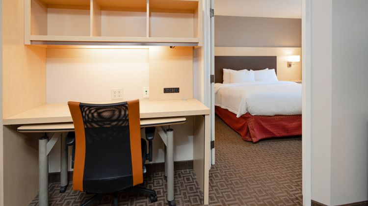 TownePlace Suites by Marriott Rochester Room