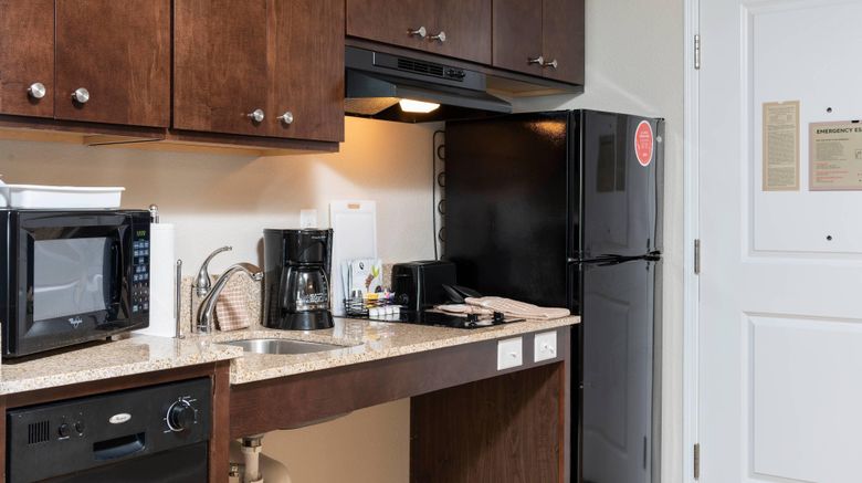 <b>TownePlace Suites Fort Wayne North Room</b>. Images powered by <a href="https://www.leonardoworldwide.com/" title="Leonardo Worldwide" target="_blank">Leonardo</a>.