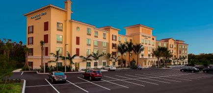TownePlace Suites Fort Myers/Estero Exterior