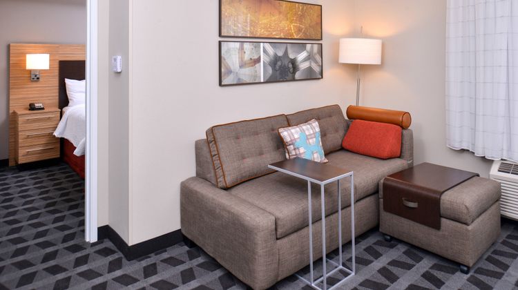 TownePlace Suites by Marriott Gillette Room