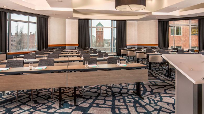 <b>Le Meridien Boston Cambridge Meeting</b>. Images powered by <a href="https://www.leonardoworldwide.com/" title="Leonardo Worldwide" target="_blank">Leonardo</a>.