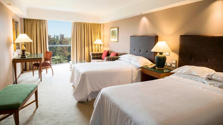 Sheraton Pilar Hotel & Convention Center Room