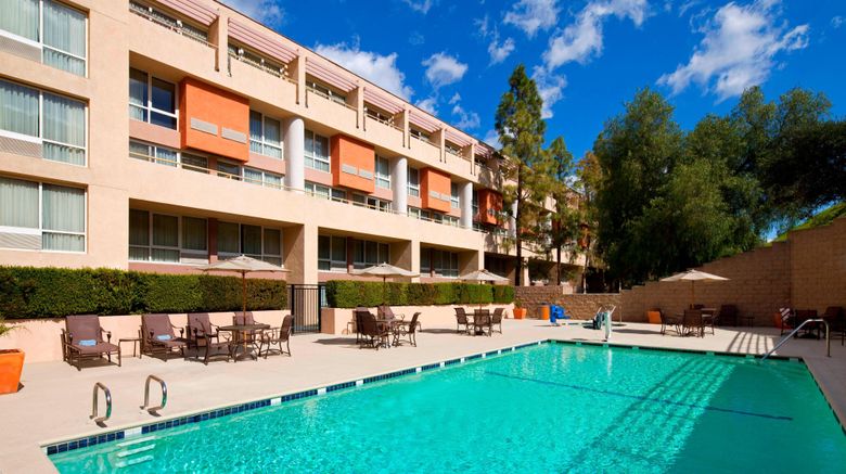 <b>Sheraton Agoura Hills Hotel Pool</b>. Images powered by <a href="https://www.leonardoworldwide.com/" title="Leonardo Worldwide" target="_blank">Leonardo</a>.
