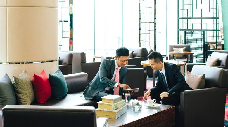 <b>Hong Kong SkyCity Marriott Hotel Lobby</b>. Images powered by <a href="https://www.leonardoworldwide.com/" title="Leonardo Worldwide" target="_blank">Leonardo</a>.