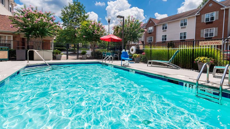 <b>TownePlace Suites Atlanta Kennesaw Pool</b>. Images powered by <a href="https://www.leonardoworldwide.com/" title="Leonardo Worldwide" target="_blank">Leonardo</a>.