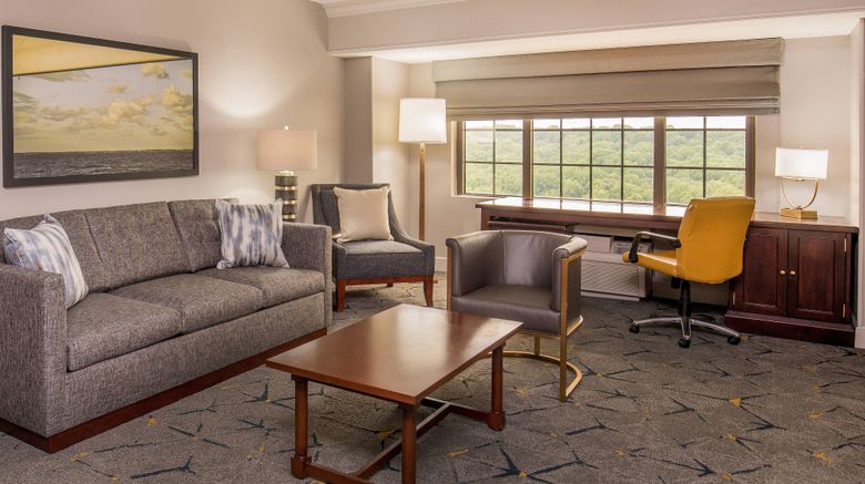 <b>Sheraton Baltimore Washington Airport Suite</b>. Images powered by <a href="https://www.leonardoworldwide.com/" title="Leonardo Worldwide" target="_blank">Leonardo</a>.